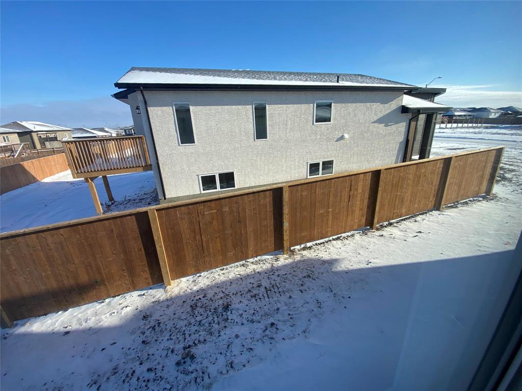 89 Angus Drive, Blumenort, Manitoba  R5G 0C1 - Photo 17 - 202427428