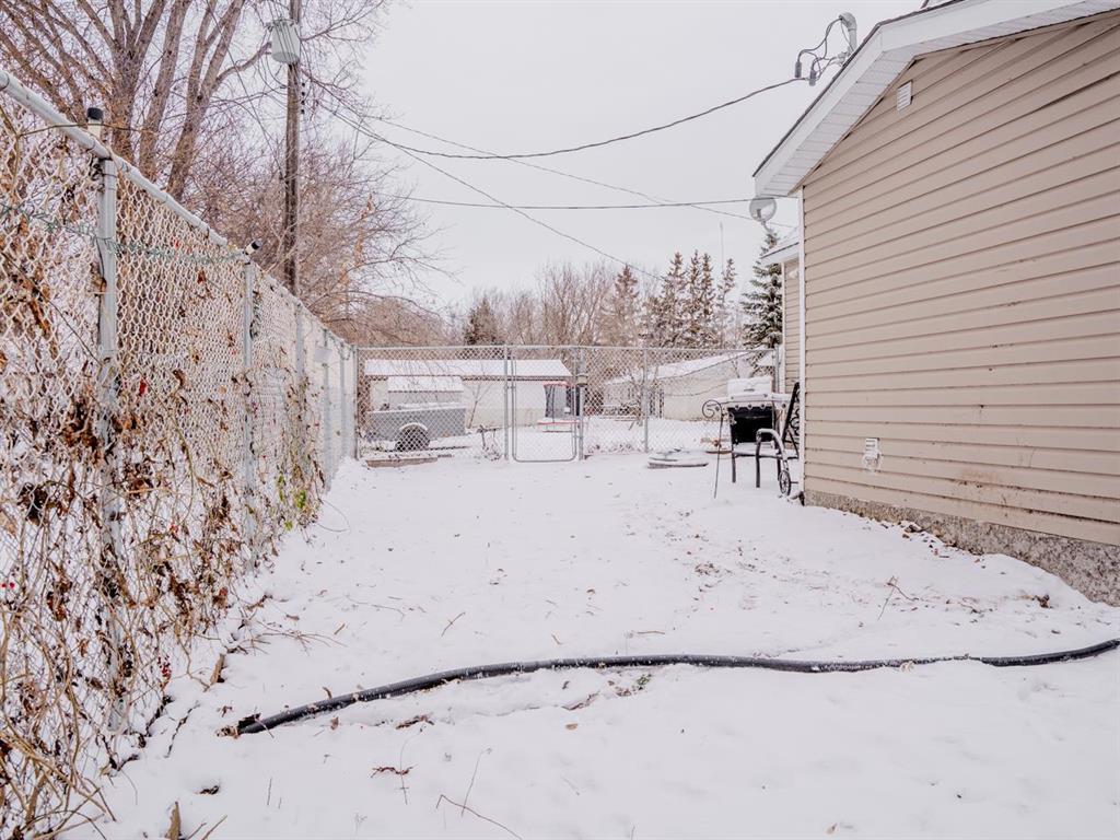 9 2nd Street, Giroux, Manitoba  R0A 0N0 - Photo 28 - 202427367