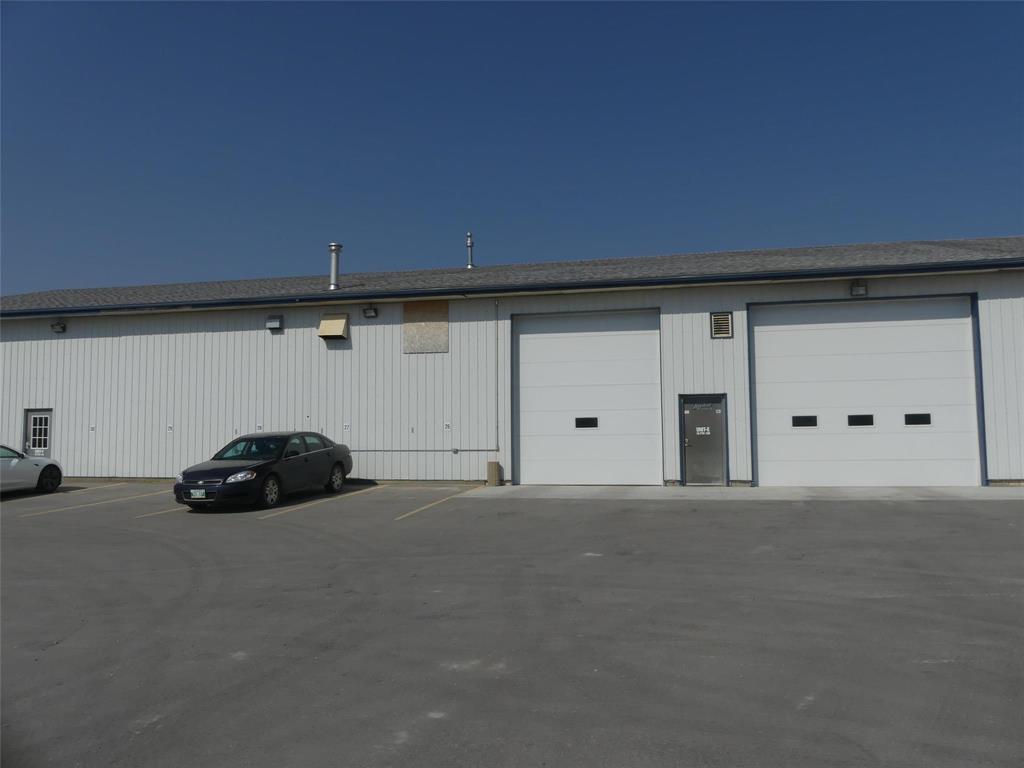 E 70 12 Highway N, Steinbach, Manitoba  R5G 1T4 - Photo 1 - 202428207