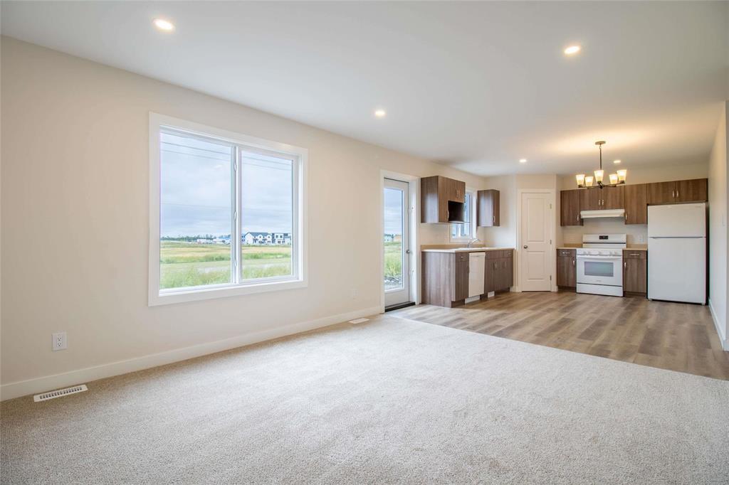 36 Westgrove Crescent, Kleefeld, Manitoba  R0A 0V2 - Photo 4 - 202516139
