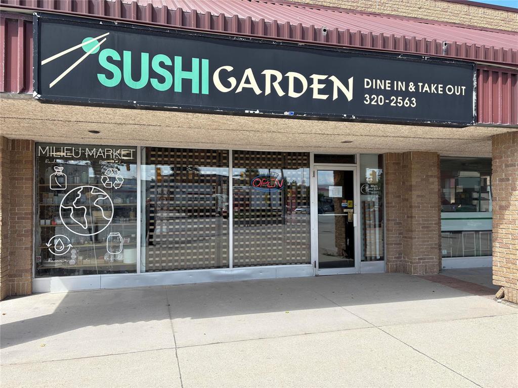 3 275 Main Street, Steinbach, Manitoba  R5G 1Y9 - Photo 0 - 202517948