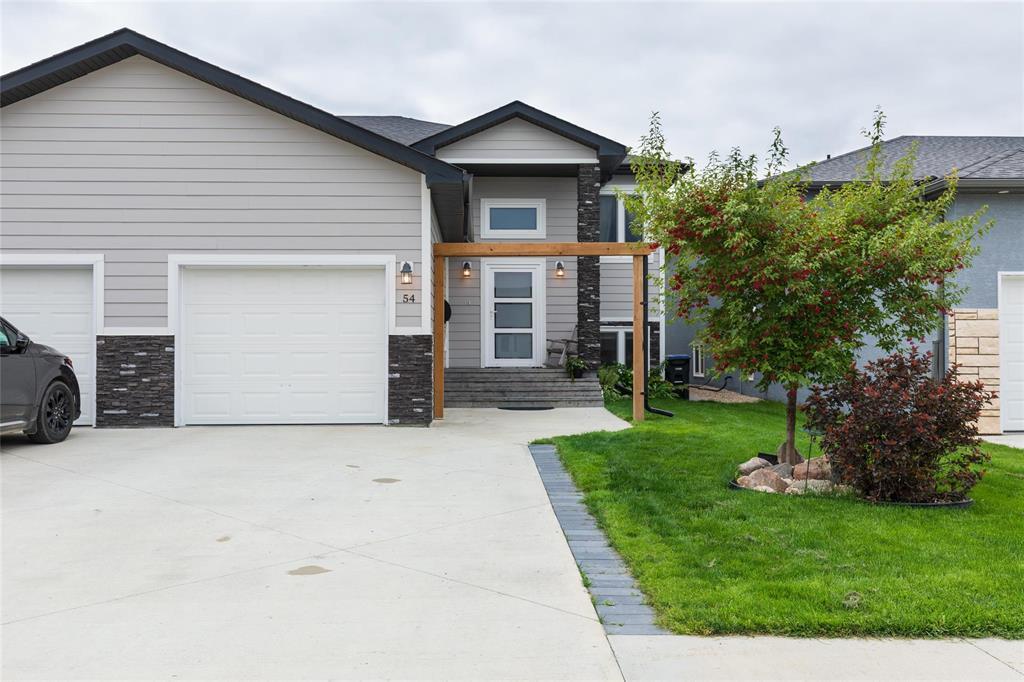 54 Parkhill Crescent, Steinbach, Manitoba  R5G 0Z4 - Photo 0 - 202520886