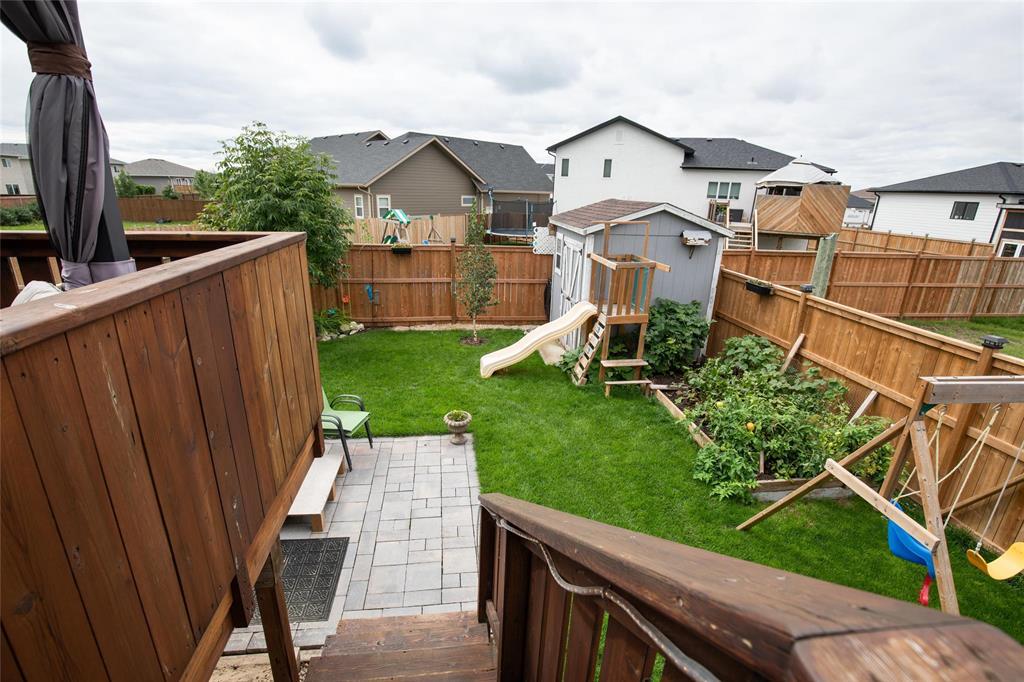 54 Parkhill Crescent, Steinbach, Manitoba  R5G 0Z4 - Photo 4 - 202520886