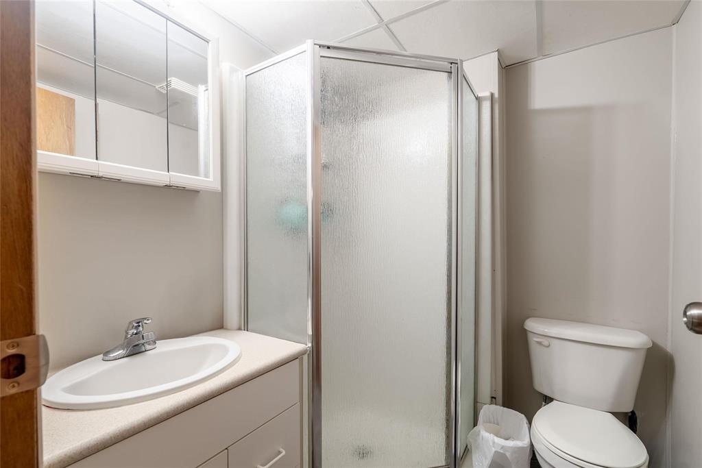 931 Main Street, Steinbach, Manitoba  R5G 1Z9 - Photo 32 - 202521388