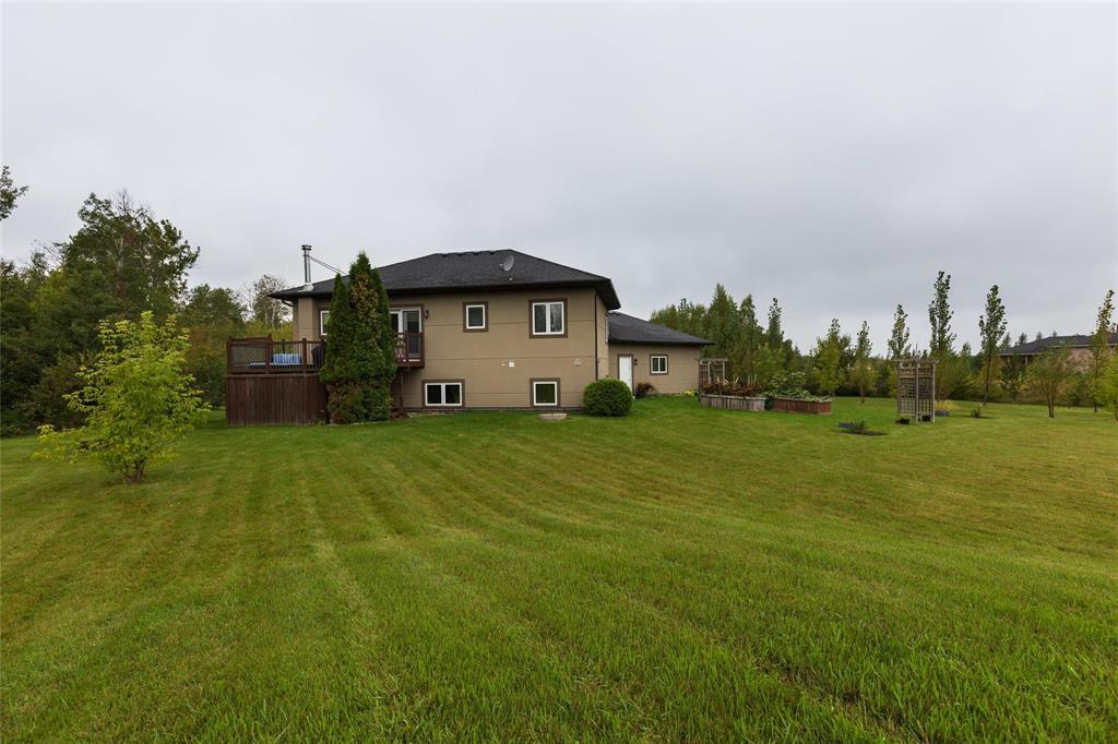 141 Wolf Drive, Steinbach, Manitoba  R0A 0W2 - Photo 35 - 202521723