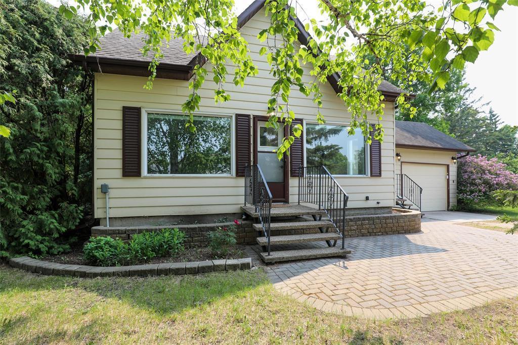 9 First Avenue N, Landmark, Manitoba  R0A 0X0 - Photo 29 - 202522117