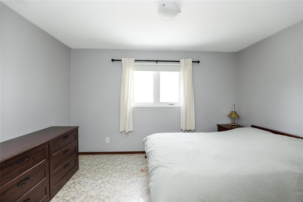 551 Wilson Street, Steinbach, Manitoba  R5G 0J5 - Photo 12 - 202522959