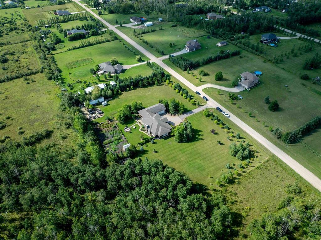 57 Wolf Drive, La Broquerie, Manitoba  R0A 0W2 - Photo 39 - 202520558