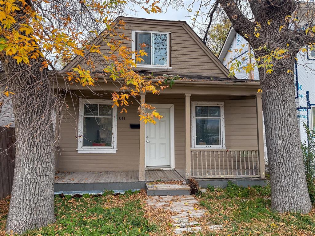 611 Herbert Avenue, Winnipeg, Manitoba  R2G 1G1 - Photo 0 - 202525578