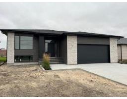30 Caribou Bay, Steinbach, Manitoba