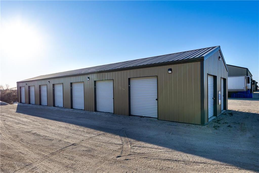 11 49 Clearsprings Road, Steinbach, Manitoba  R5G 1V2 - Photo 1 - 202525774