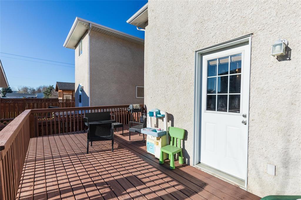 6 Ashford Lane, Steinbach, Manitoba R5G 0C1 - Photo 26 - 202528278