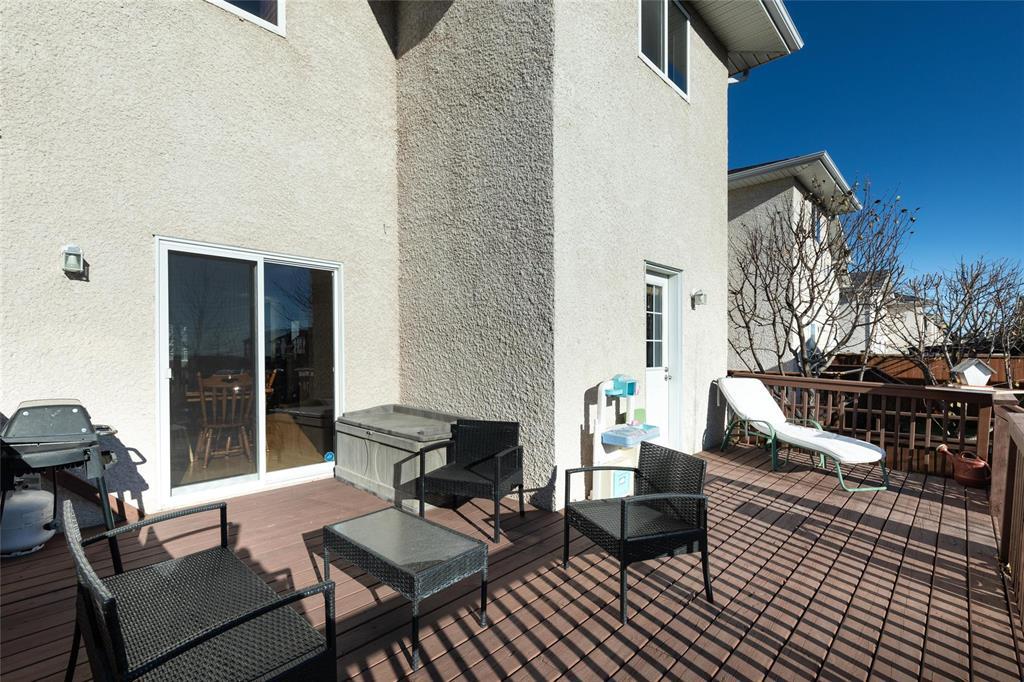 6 Ashford Lane, Steinbach, Manitoba R5G 0C1 - Photo 27 - 202528278