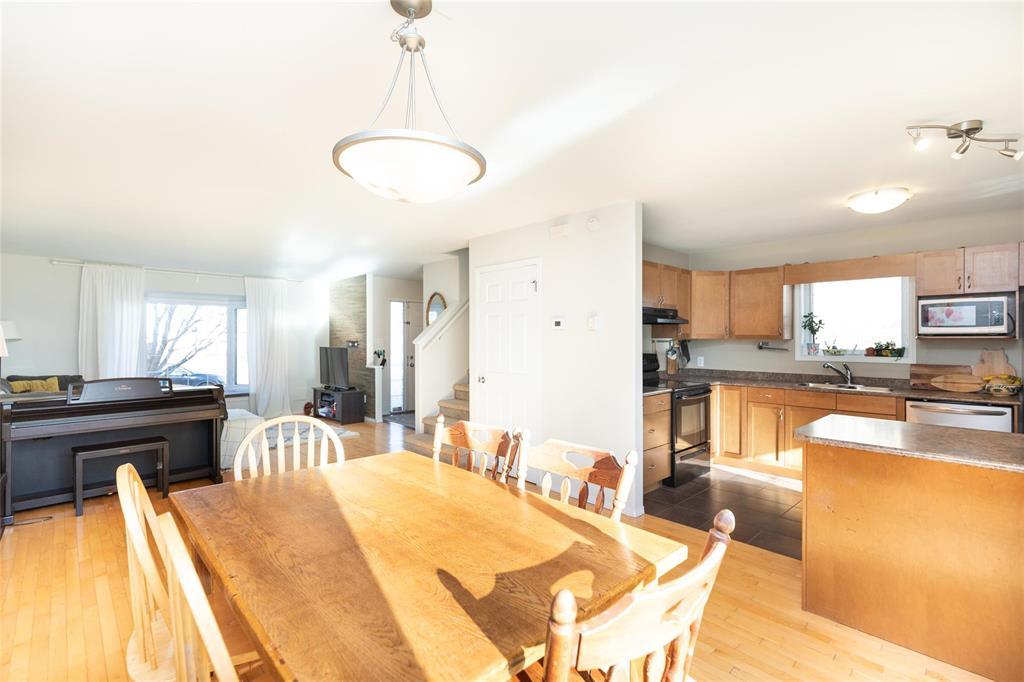 6 Ashford Lane, Steinbach, Manitoba R5G 0C1 - Photo 8 - 202528278