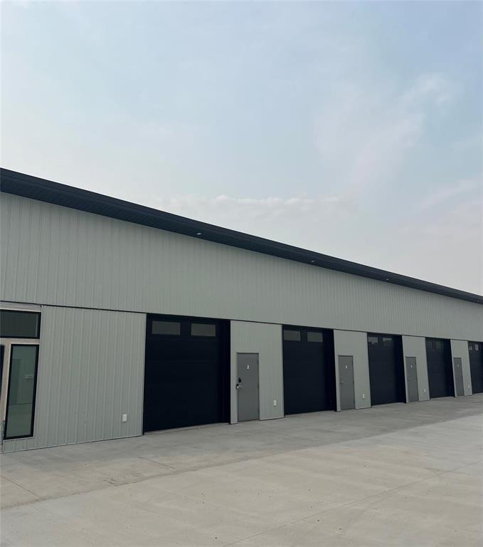 12 128 Industrial Road, Steinbach, Manitoba  R5G 2V2 - Photo 3 - 202528243