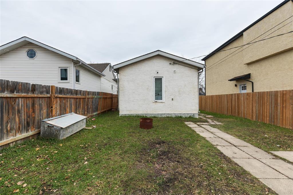 224 Hartford Avenue, Winnipeg, Manitoba R2V 0L8 - Photo 6 - 202528697