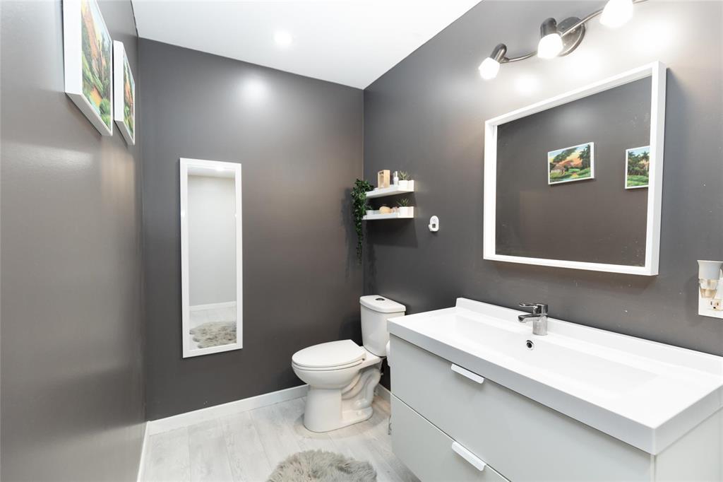 8 Acorn Avenue, Steinbach, Manitoba R5G 2V5 - Photo 23 - 202528922