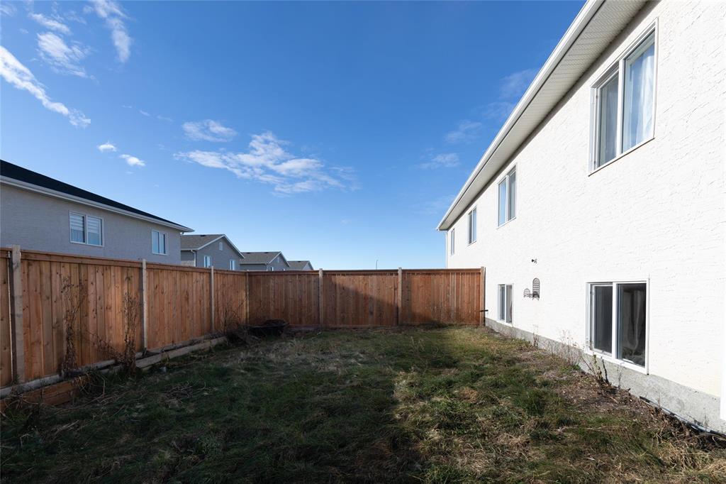 8 Acorn Avenue, Steinbach, Manitoba R5G 2V5 - Photo 32 - 202528922