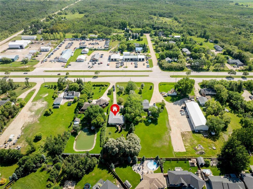 931 Main Street, Steinbach, Manitoba R5G 1Z9 - Photo 35 - 202529283