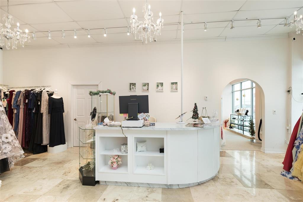 G&h 197 Main Street, Steinbach, Manitoba R5G 1Y5 - Photo 15 - 202529514