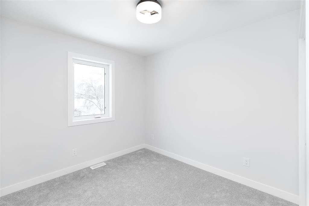 44 Sterling Crescent, Steinbach, Manitoba R5G 2P9 - Photo 22 - 202529766