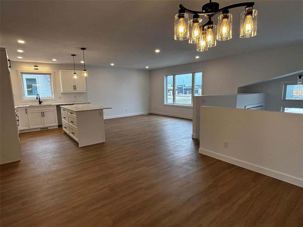 75 Harvest Bay, Blumenort, Manitoba R5G 0C1 - Photo 3 - 202600279