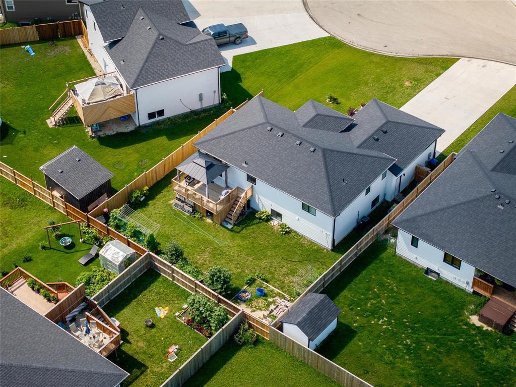 13 Glacier Bay, Steinbach, Manitoba R5G 0Z5 - Photo 29 - 202600306