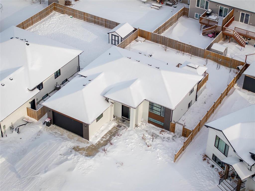 13 Glacier Bay, Steinbach, Manitoba R5G 0Z5 - Photo 34 - 202600306