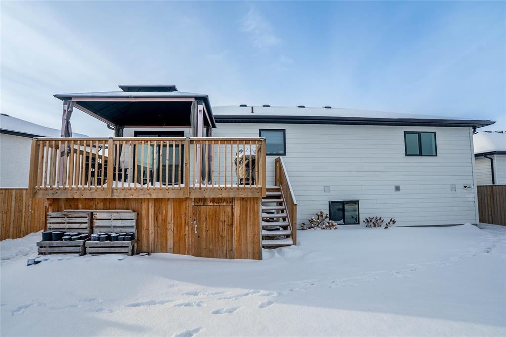 13 Glacier Bay, Steinbach, Manitoba R5G 0Z5 - Photo 36 - 202600306