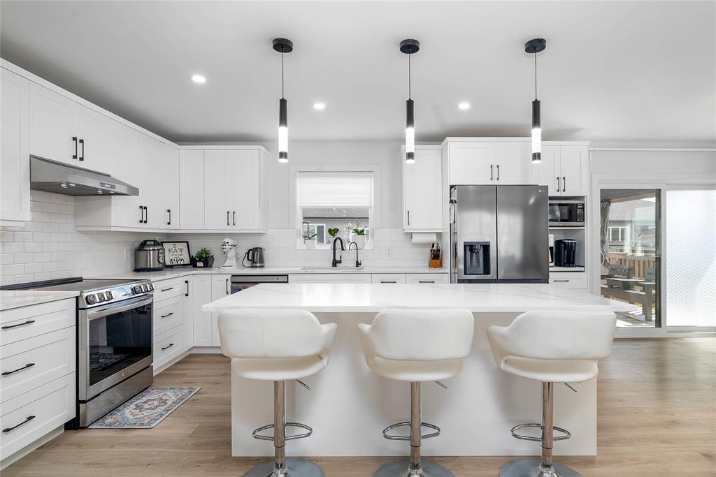 13 Glacier Bay, Steinbach, Manitoba R5G 0Z5 - Photo 8 - 202600306