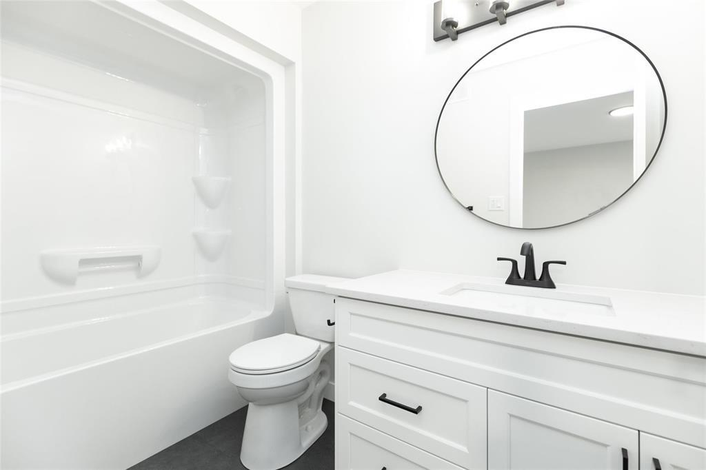 30 Caribou Bay, Steinbach, Manitoba R5G 0Z3 - Photo 19 - 202600364