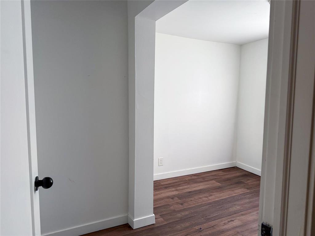 564 Beverley Street, Winnipeg, Manitoba R3G 1V2 - Photo 4 - 202600995