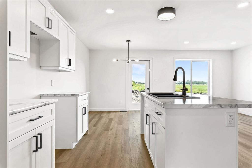 80 Kootenay Way, Steinbach, Manitoba R5G 2Y1 - Photo 6 - 202601326