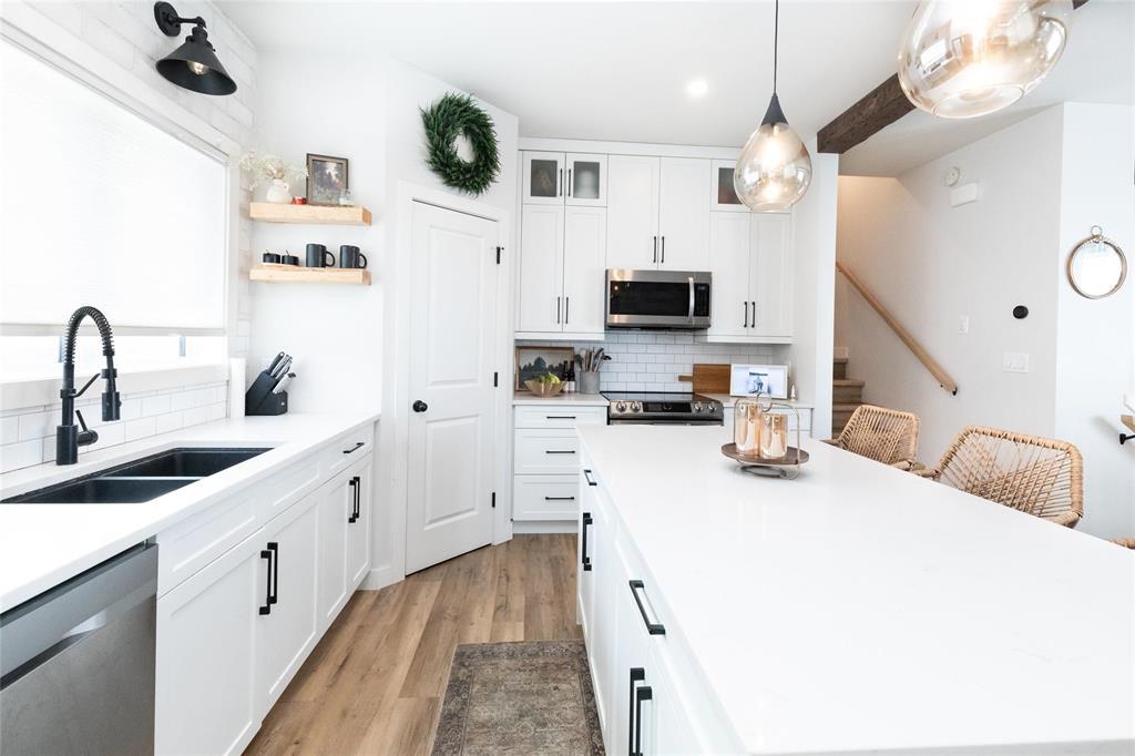 17 Glacier Bay, Steinbach, Manitoba R5G 0Z5 - Photo 9 - 202601664