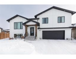 17 Glacier Bay, Steinbach, Manitoba